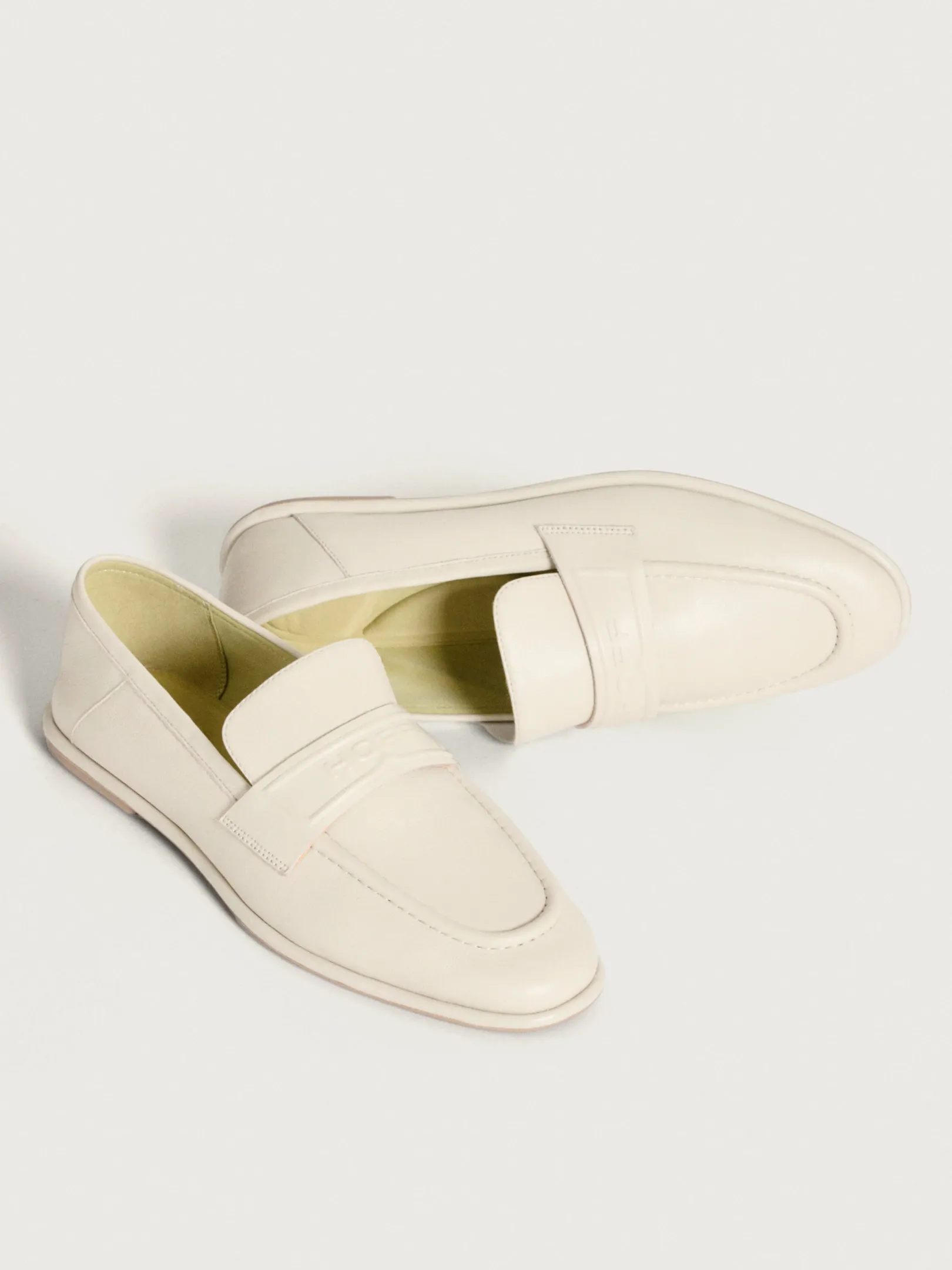 apollo_off_white_loafer_1.webp HOFF Flat shoe | APOLLO OFF WHITE LOAFER