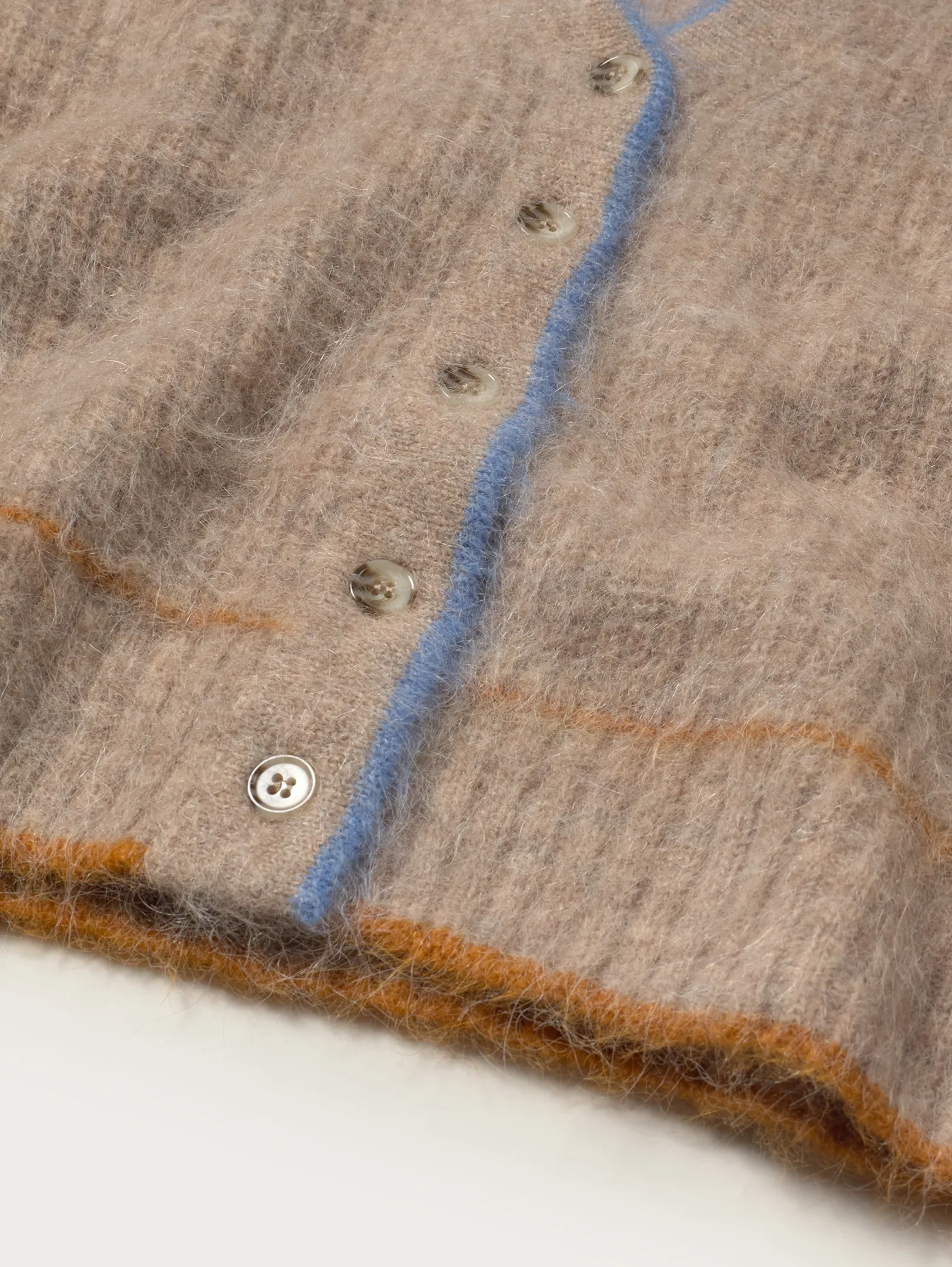 beige_louis_cardigan_3.webp HOFF Knitwear | BEIGE LOUIS CARDIGAN