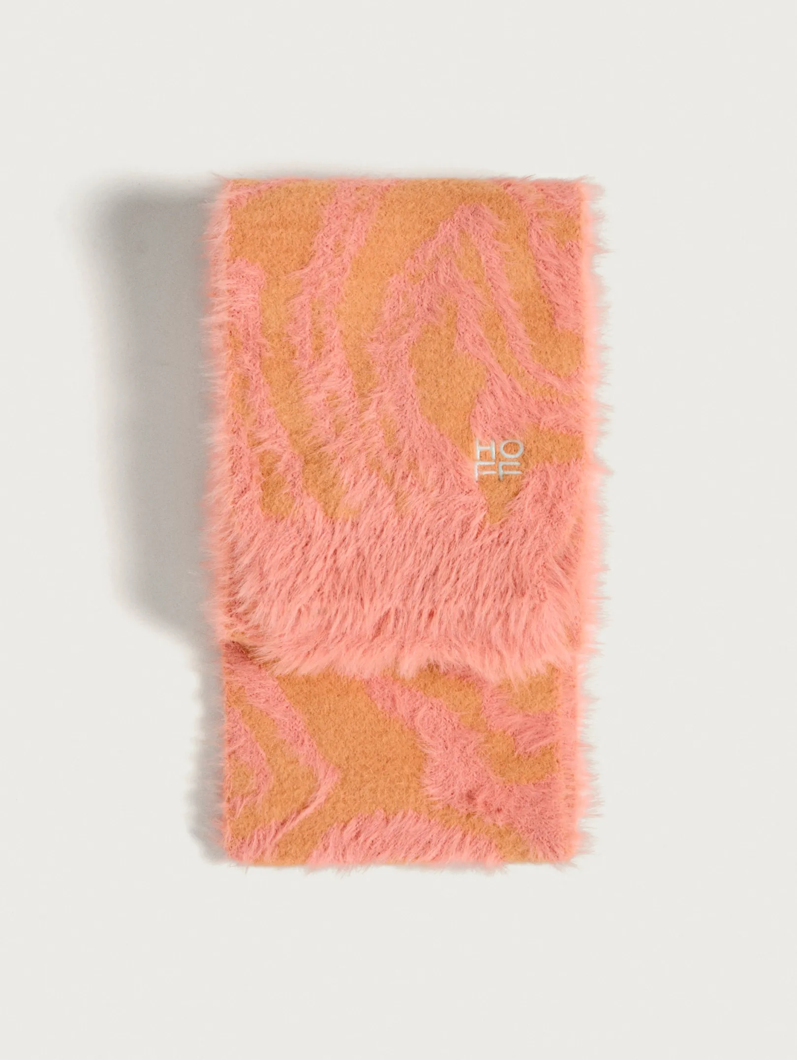 gstaad_coral_scarf_0.webp HOFF Scarves | GSTAAD CORAL SCARF